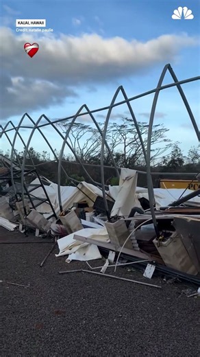 Hurricane Lowell leaves extensive damage across Kauai | NBCDFW