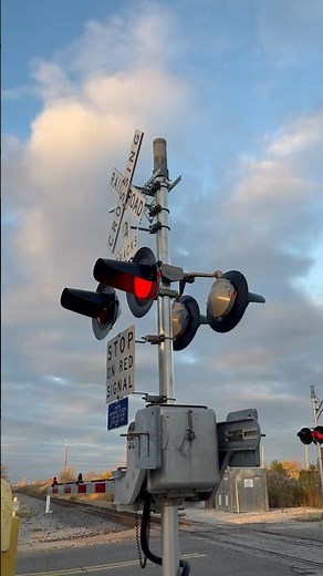 Railroad Crossing Bells: Low-Pitched Siemens E-Bell
