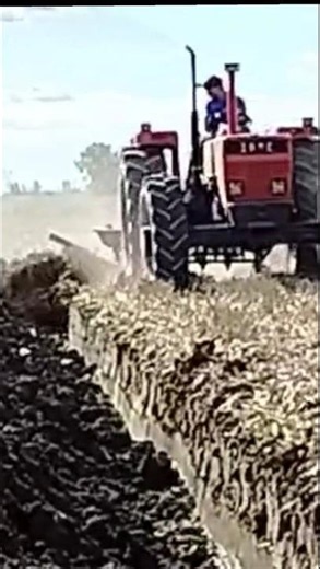 Mauro Cantelli's SAME Drago 100 Plowing Performance 🚜🔥 #Shorts