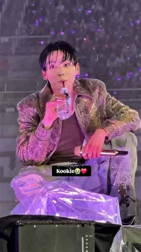 kookie +rain =❤️‍🔥😩🔥 #bts #7fates #bts_arirang #jungkook #shortvideo