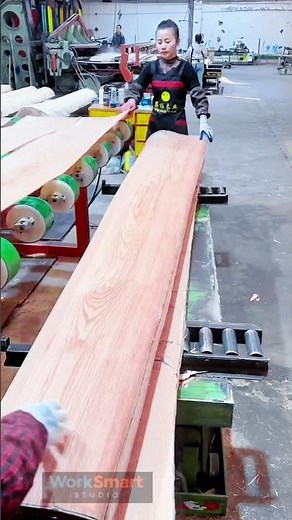 Wood Veneer Production by Machine Operator : Peeling and Flattening Sheet Processing Stage