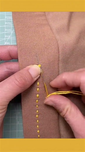 Thread connection method tutorial #lifehacks #sewing #DIYtips #needlework
