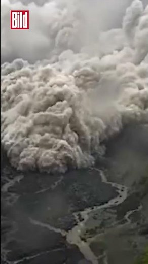 Zeitraffer-Video zeigt Vulkanausbruch #shorts
