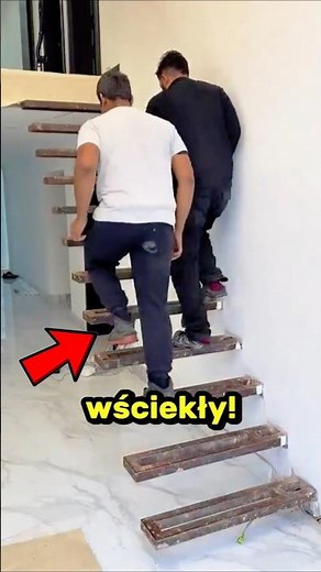 Schody dla Szefa od Stolarza?! 🛠️😂🏠