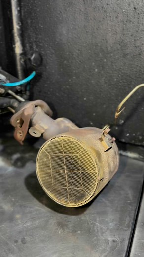 8K views · 14 reactions | Professional DPF High-Pressure Cleaning in Progress!Restoring performance, reducing emissions, and saving engines—one filter at a time.No shortcuts here, just proper diesel care!#DPFCleaning #DieselMaintenance #CleanExhaust #DPFService #DieselPower #TheAutoAddicts #EngineCare #MechanicLife #ProfessionalService #DieselPerformance #EmissionsControl #AutoRepair #GarageGoals | The Auto Addicts | Facebook