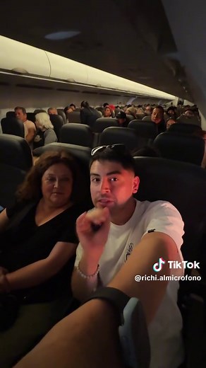 Viajar con Jetsmart: Mi experiencia en vuelo a Colombia