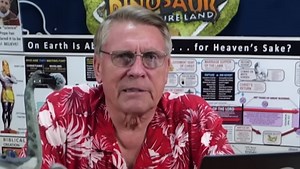 Creationist Has Full Meltdown Over a 3-Sentence Atheist Blog