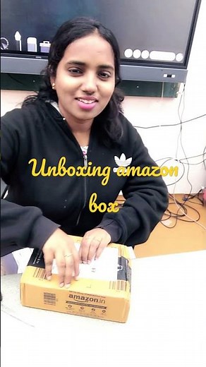 unboxing amazon gift box😂😂🎁