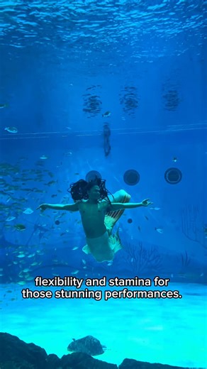 Jellyfish Merman 😂 on Instagram: "The “Secret” of Deep Tank Mermaid Tail by @cheelcool #mermaid #merman #mermaidtail #mermaidlife #hkartist"