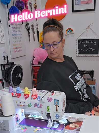 I'm afraid to say it but, it was time to wave the white flag and surrender 🤦‍♀️🤦‍♀️🤦‍♀️ #sewing #diy #create