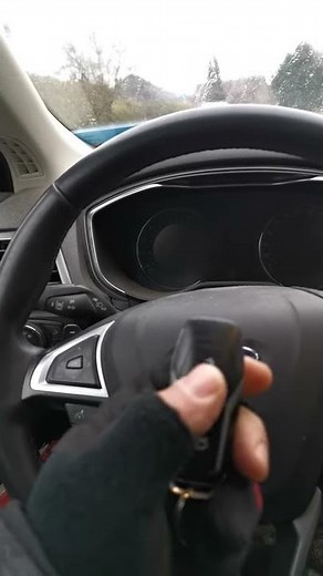 Ford Mondeo Keyless Autoschlüssel nachmachen www.KEYSS.de