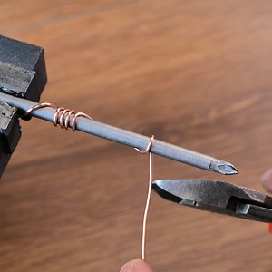 150K views · 91 reactions | Simplify your tasks with this screwdriver hack! ⚙️ | Make-Up & Hair Tutorials | Facebook