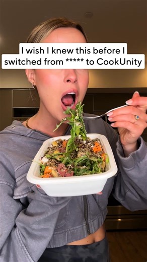 Skip the grocery store, prep and dishes. Get meals from award-winning chefs delivered weekly to your door. | CookUnity