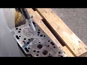 Cleaning the engine block - SMART PRO - Dry Ice Blasting
