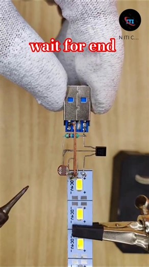 USB automatic ON/OFF Night Light circuit #shorts #ytshorts #election #diy #automobile