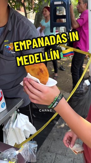 Where are the best empanadas? These are empanadas on the streets of Medellin, Colombia!! 🇨🇴 #medellin #colombia #foodreview #streetfood #empanadas
