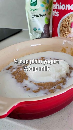 Banana baked oats with perfect texture