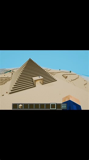 I build a pyramid in Minecraft#minecraft#short