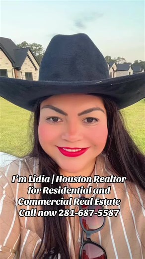 I’m Lidia | Houston Realtor for Residential and Commercial Real Estate. @The Real Jesus Ortiz #fyp #home #casa #houstonrealtor #commercial