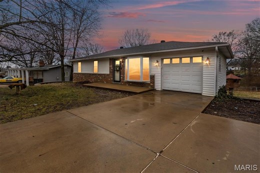 1561 Archer Dr, Arnold, MO 63010 - MLS 26018036 - Coldwell Banker