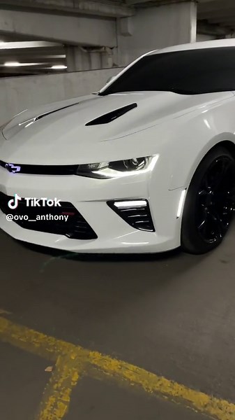 Increíble Camaro SS: Descubre el Sonido y Potencia del Chevy