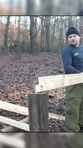 Builds himself a warm cabin ... #survival #minecraft #shelter #bushcraft | Victor Mills