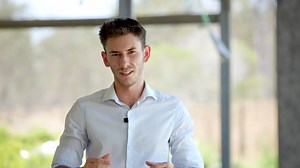 🍃 Set on a flat and usable 10,000m² block in a peaceful cul-de-sac, 12 Allan Place presents an outstanding opportunity for investors, renovators, or anyone chasing space and potential. With solid bones, multiple shedding options, and a quiet location backing onto the Glen Eagles Estate, this is a property brimming with opportunity. 📲 Sam Dargusch-Haig - 0455 876 871 | Harcourts One Group Gympie