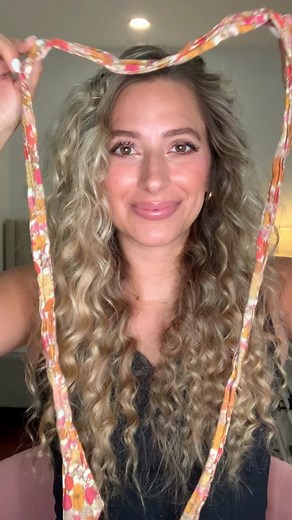Achieve Beautiful Heatless Curls with a Hair Scarf | Lainey Marie Beauty