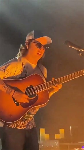 Billy Strings - THUNDER!!!