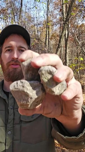 5.9K views · 82 reactions | Drying wet boots with rocks 直 #outdoors #outdoorlife #camping #hiking #woodsman #bushcraft #survival #selfreliance #survivaltips | Bushcraft Life | Facebook