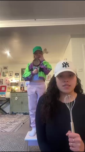 Getting down with the kid’s and loving every minute….. So much fun and definitely a workout to ❤️ #lisatimeless #tiktoktrend #fun&laughter #giggles