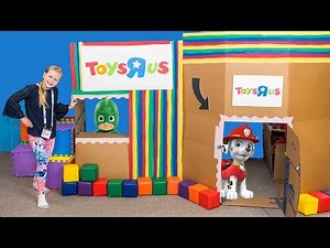 Paw Patrol and PJ Masks Toys at the Toys R Us Ultimate Box Fort with the Assistant