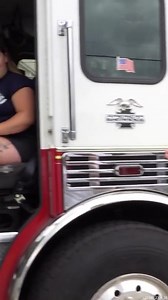 Checking Out an American LaFrance Rig #stationrigs #ems #firefighting | Heroes Next Door