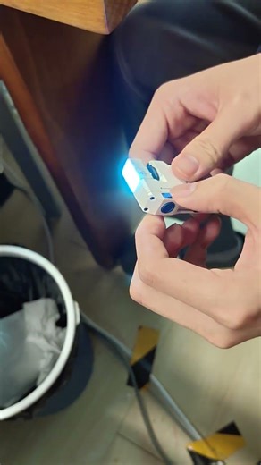 The Wuben G5 EDC flashlight arrived today.