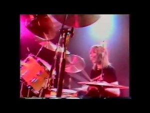 Girlschool - Race With The Devil (HQ)