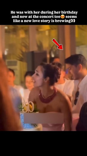 2.5M views · 8K reactions | Yeh lover boy hamesha se yaha tha! #Bollywood #Trending #News #explorepage #fyp #explore #Movies #celebrities #Btown #Paparazzi #fblifestyle | The Live | Facebook