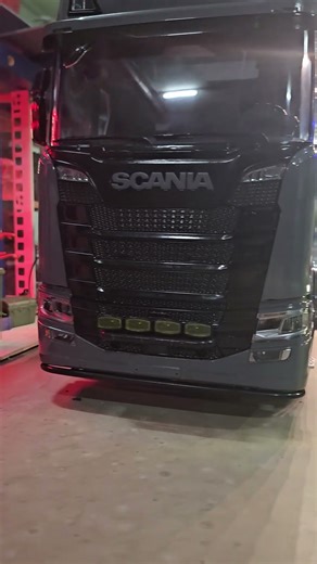 RC Scania & Volvo #rc #scania #trucker #tamiya #toys #truckdriver #volvotrucks #machine #tuning #fun
