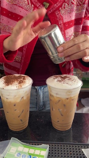 The perfect creamy ice cappuccino for a hot day. ☕️🧊 #coffee #icecappuccino #creamy #shorts