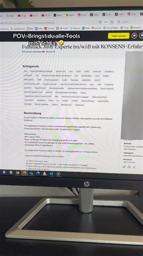 totorio IT / Wir betreuen Ihre IT on Instagram: "Wenn in einer Java-Rolle 50 Tools stehen, ist das kein Anforderungsprofil – das ist ein Einkaufszettel. Java-Entwicklung ist kein Tool-Bingo. Realität in Projekten: 80% der Arbeit läuft über saubere Java-Grundlagen, Architekturverständnis, Tests, Debugging, Team-Workflows. Tools sind austauschbar – die Fähigkeit, sie schnell zu beherrschen, ist der Skill. Meine Frage bei solchen Listen ist immer: Welche 5 Tools sind wirklich kritisch ab Tag 1? Und