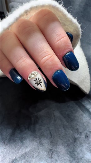 Topaze studio nail art on TikTok