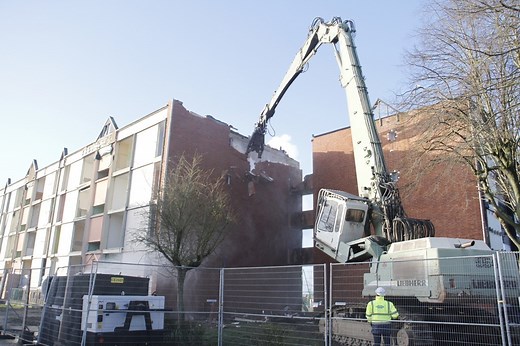 Vidéo. La démolition des immeubles a débuté à Abbeville