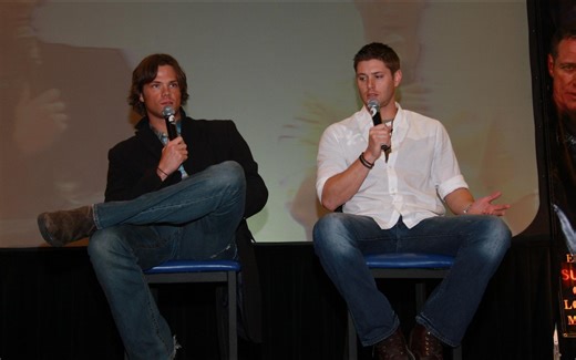 【熟肉】Jensen：羡慕老友记演员的工作时间 SPN LA con 2008 J2