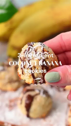 3-ingredient Coconut Banana Cookies - RECIPE IN COMMENT - NO Eggs, NO Dairy | The Conscious Plant Kitchen
