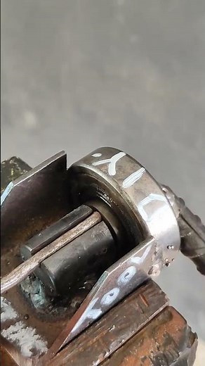 ✂️ DIY Metal String Cutter – Simple & Effective!