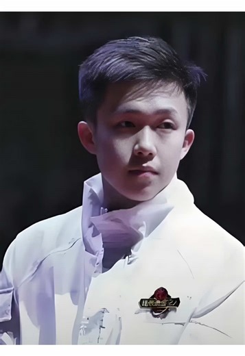 Visual nét cănggg 😗☺️ #wangchuqin