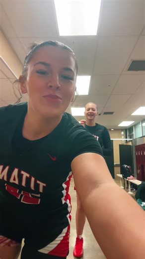 make that booty wobble 😉😉@Brianna Gabrielson | wobble dance