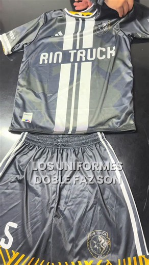 Uniformes deportivos personalizados para fútbol: guía rápida