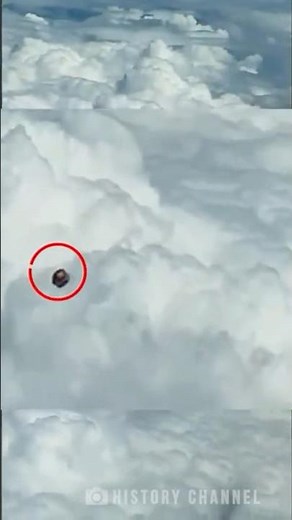 Pilot Captures Mysterious Cube UFO! 🚀 #shorts #UFO #lab360