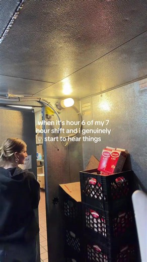 i’m going crazy #fyp #dunkin #trending #funny | how do you shift like a job