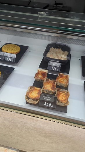 30K views · 231 reactions | Food prices in Spain 戀 Can you guess which store this is? ♥️ | Andalusia Life | Facebook